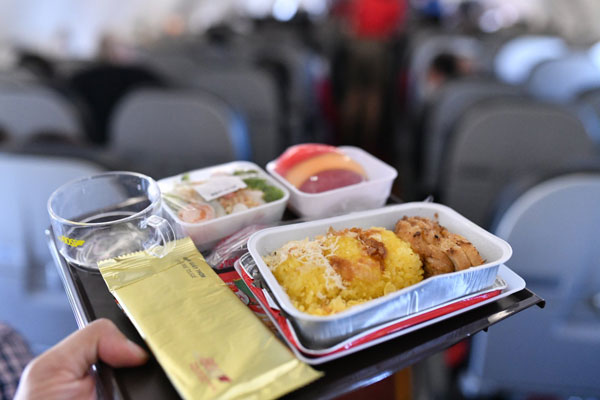 Bay vui trở lại, Tết này đường về gần hơn cùng Vietjet